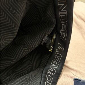 Under Armour Black and Gray Patterned Jacket